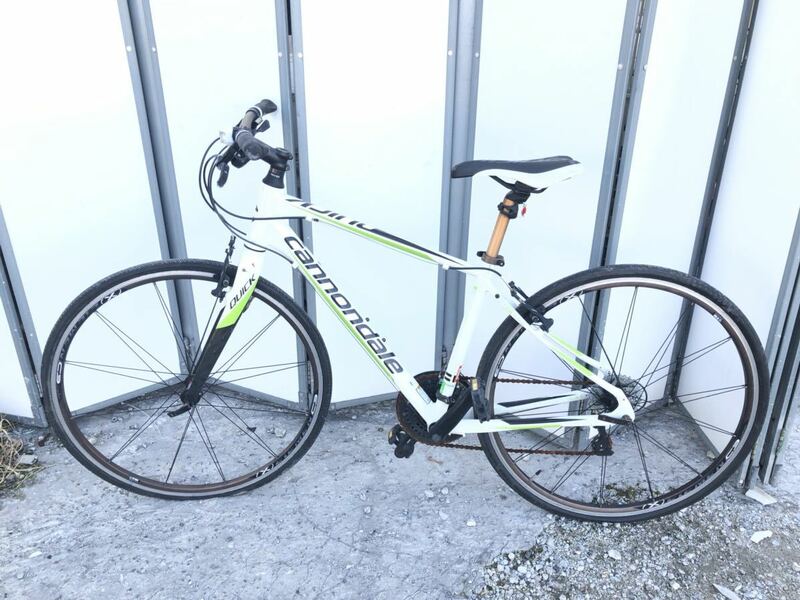 大阪 キャノンデール CANNONDALE QUICK カスタム アルミ クロスバイク クイック SHIMANO ALIVIO