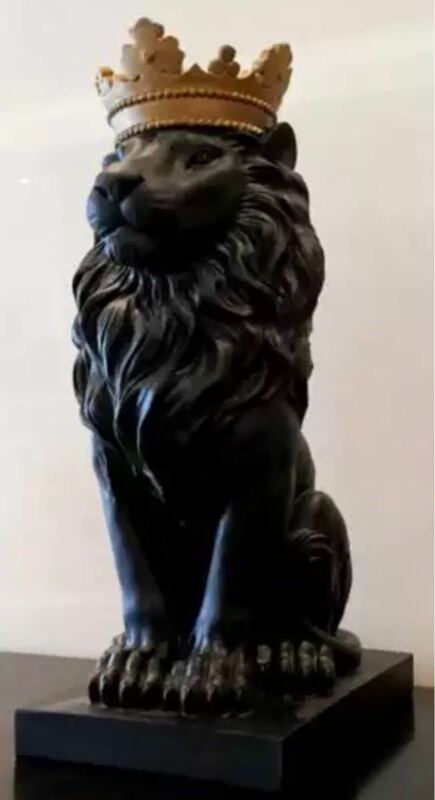 王冠を被った獅子 ライオン オブジェ 像 置物 風水
