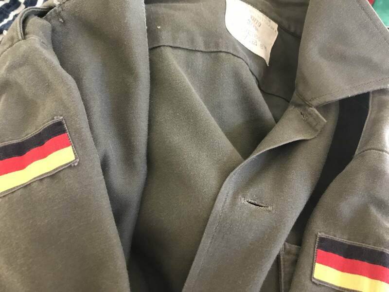 ドイツ軍　軍服上着　ミリタリー　カーキー　ロングシャツ　軍事　コレクション