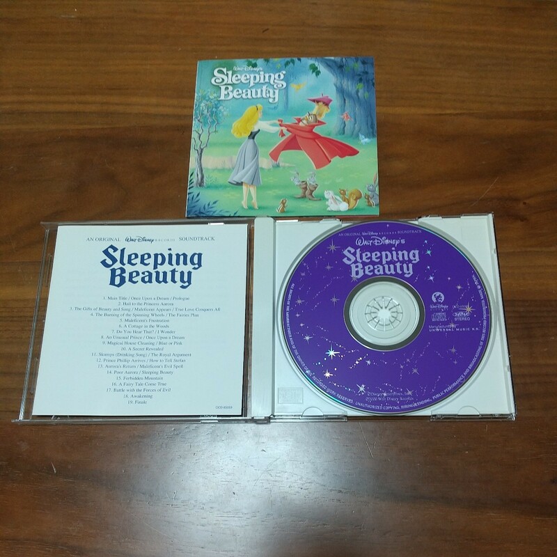 美盤 CD 眠れる森の美女 デジタルリマスター盤 ウォルト・ディズニー サウンドトラック OCD-65009 歌詞・対訳付き