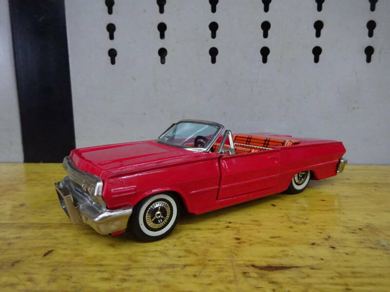 CHEVROLET IMPALA CONVERTIBLE SCALE MODEL CAR SERIES シボレー インパラ コンバーチブル 1963y ビンテージ 希少 廃盤 当時物 激レア 絶版