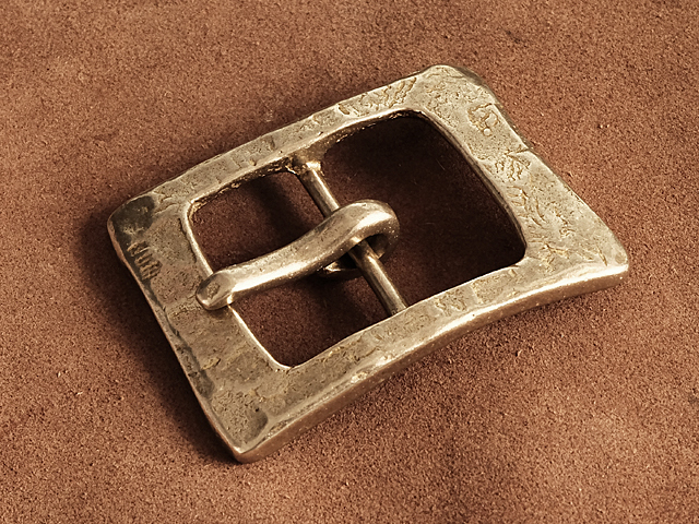真鍮 レザーベルト用 バックル （スタンプ スクエア） 38mm ブラス ギャリソンベルト カスタムパーツ 尾錠 金属 ゴールド 黄金 打刻 