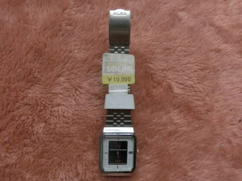 ・希少？●デッドストック 未使用・セイコー/ALBA 1986年？・ソーラークォーツ メンズ腕時計 角型・SOLAR・小難あり・日本製