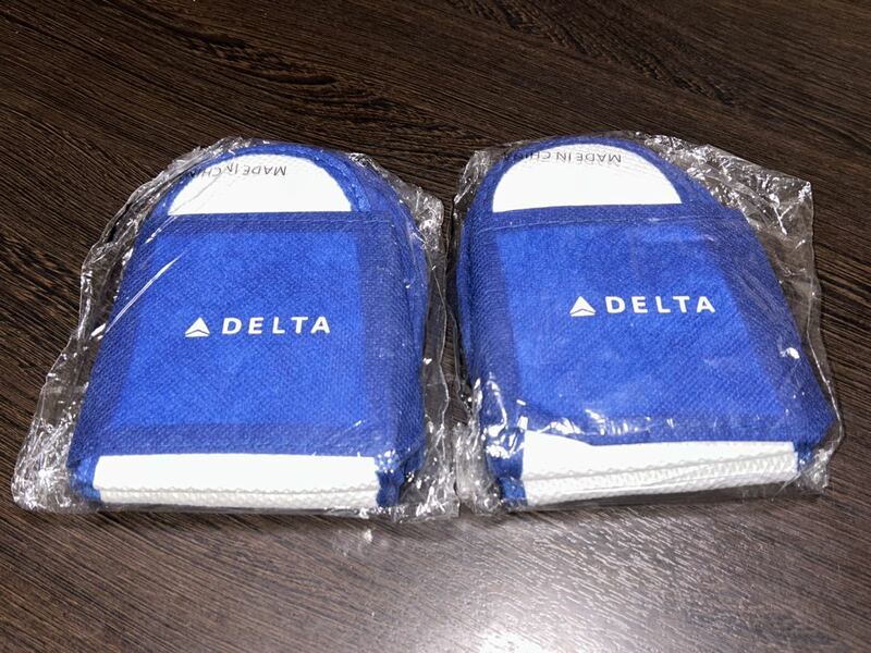 デルタ航空　携帯スリッパ　2個セット　DELTA Air Lines