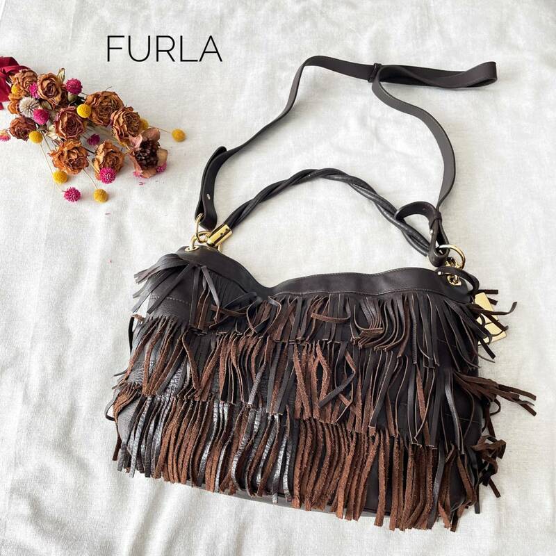 美品☆レア　定価5万　FURLA　フルラ　フリンジレザー　ショルダーバッグ　ハンドバッグ　茶色　