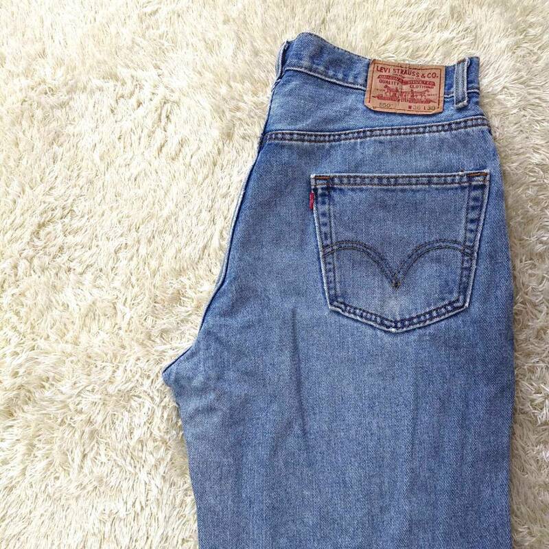 リーバイス　Levi's　550　W36　L30　ジーンズ　デニム　ブルー　インディゴ　テーパード　ダメージジーンズ　洗濯済