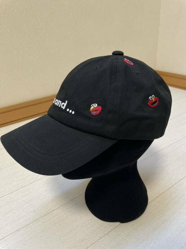 定価3,190円niko and...×セサミストリートコラボ/ブラックキャップ (フリー)美品　野球帽