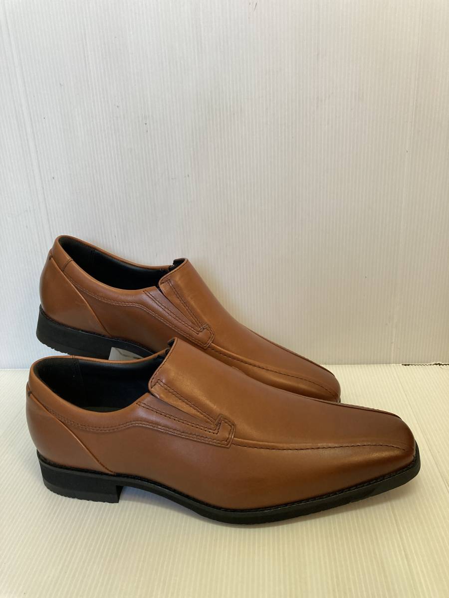 ●お買い得！アシックス　Runwalk　WR828T　61（ブラウン）　25.5㎝　幅EEE　すっと履けて便利な1足　足元をシャープにすっきりと！
