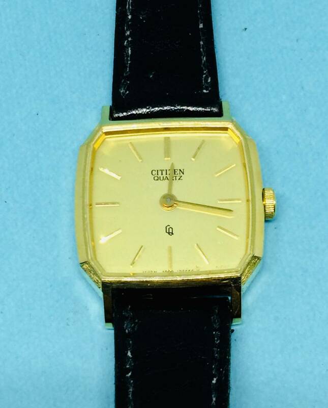 (Z50)シチズン(*'▽')CITIZEN・スクエア（電池交換済み）GPゴールドメッキ・レディス腕時計USED（送料全国一律185円）おしゃれな時計です。