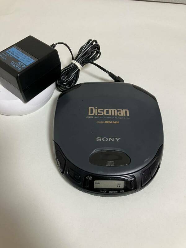 SONY ソニーの ポータブル CD プレーヤー 、Diskman CD WALKMAN ウォークマン
