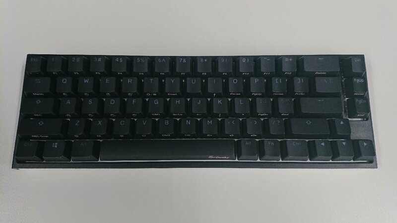 Ducky ゲーミングキーボード　One 2 SF RGB Cherry Silent Red　【開封/使用品】(2522985)※代引き不可