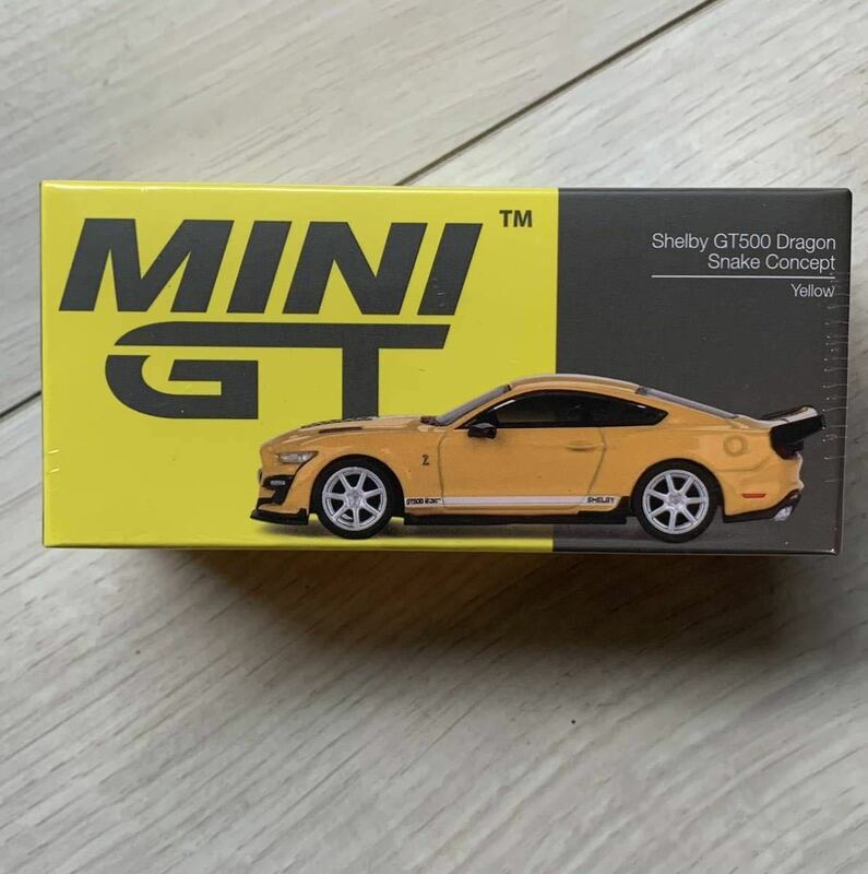 1/64　MINI-GT　★　シェルビー GT500 ドラゴンスネーク コンセプト イエロー ( 左ハンドル )　★ MINI GT Shelby GT500 Dragon Snake