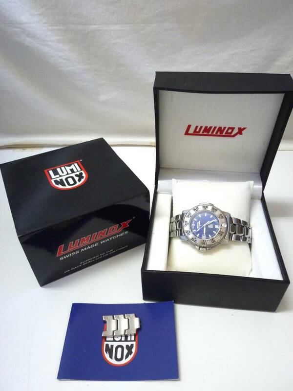LUMINOX ルミノックス NAVY SEAL STEEL ネイビー シールズ スティール SERIES 3200 クォーツ デイト ネイビー文字盤 腕時計