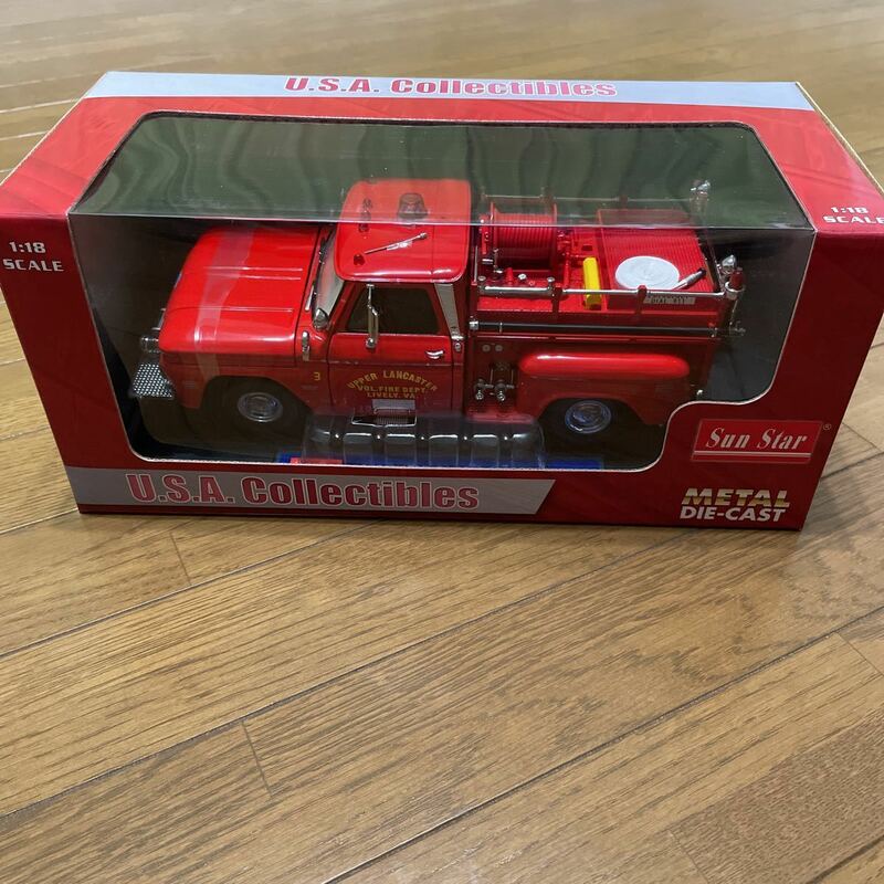 《箱付き》【1/18スケール】1965 Chevrolet C-20 FIRETRACK Sun Star ミニカー 模型 コレクション放出 メタルダイキャスト シボレー 消防車