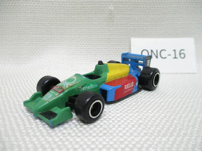 ネONC-16 トミカtomica■日本製 RIELLO 19 ベネトンF1 レーシングカー■トミーTOMY/benetton/フォーミュラーカー