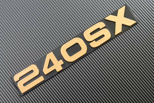 USAエンブレム 240SX GOLDペイントタイプ 日産シルビア 180SX S13 S14 新品 US社外 NISSAN 240SX