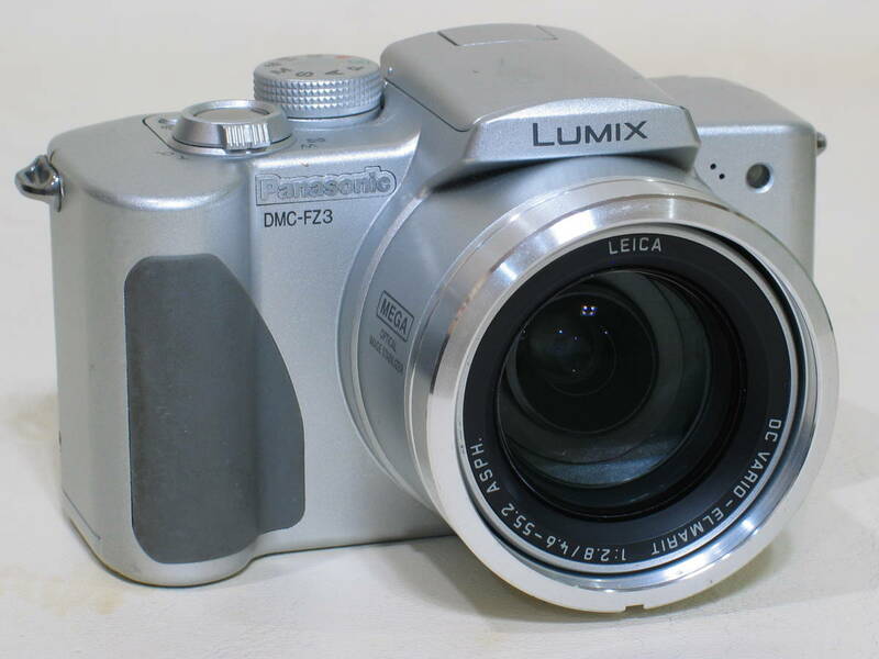 即決！　Panasonic　LUMIX DMC-FZ3　シルバー　#CC4550608