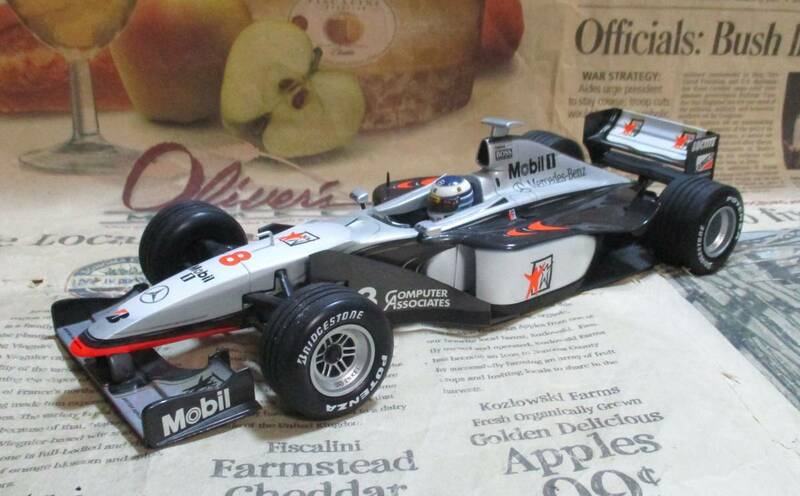 ☆レア絶版*Minichamps PMA*1/18*1998 McLaren MP4/13 #8 Mobil*Mika Hakkinen