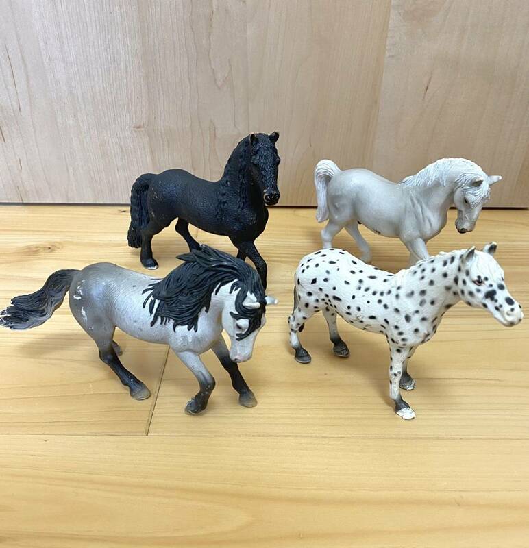 ★schleich シュライヒ 馬 4頭セット★