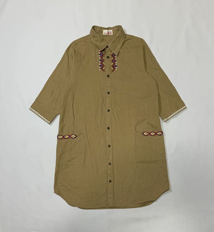 (レディース) TITICACA チチカカ // ７分袖 ビーズ刺繍 ロング シャツ・チュニック (ライトブラウン系) サイズ F (M位)