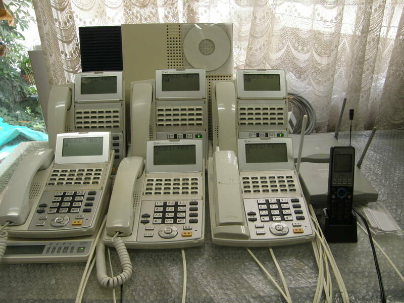 S４３１　αNX-S工事済　バス・スターの通話録音装置のある標準電話５台とディジタルコードレス・アンテナ２基のあるセット。