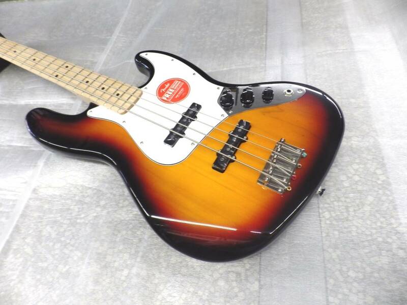 Squier by Fender　スクワイヤーbyフェンダー エレキベース AFFINITY SERIES Jazz BASS　3-Color Sunburst　ジャズベースギター