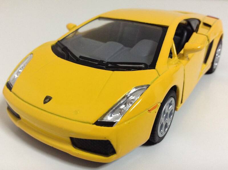 ランボルギーニ ガヤルド Gallardo V10 5.0L 500ps 前期型 2003年式~ 1/32 約12.5cm KiNSMART プルバックカー ミニカー 送料￥300