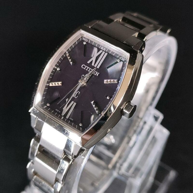 極美品【稼働品】CITIZEN　シチズンXC　H030ブラック　トノー　ソーラー