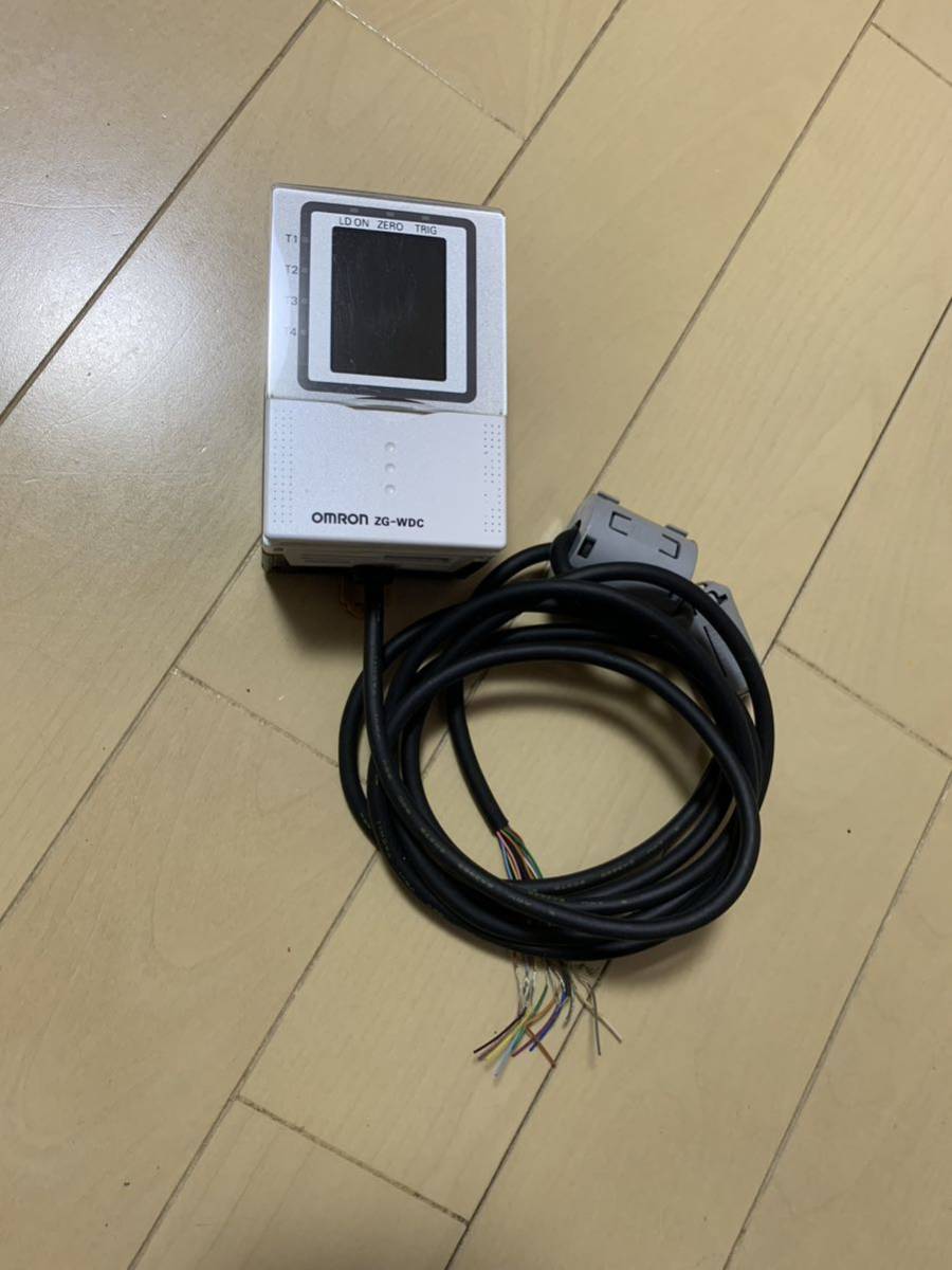 ★現状品★OMRON ZG-WDC11 レーザ2次元形状計測センサコントローラ
