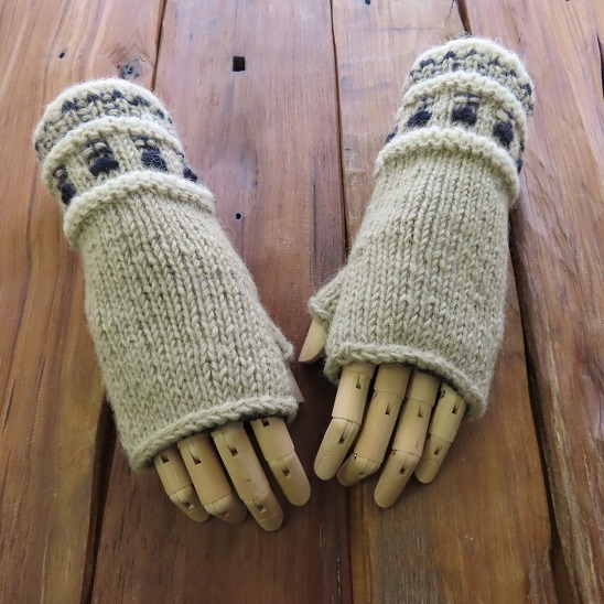 〓 新品 〓 ハンドウォーマー 〓　手袋　手編み　ハンドメイド　エスニック　アジアン　ネパール　ウール　フリース　おしゃれ　〓T216