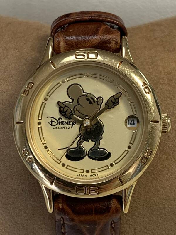 Ｂ698　レディース腕時計　稀少・レア　TIME WORKS Disney/ディズニー　ミッキーマウス　クォーツ　デイト　3針　ラウンド　レザーベルト
