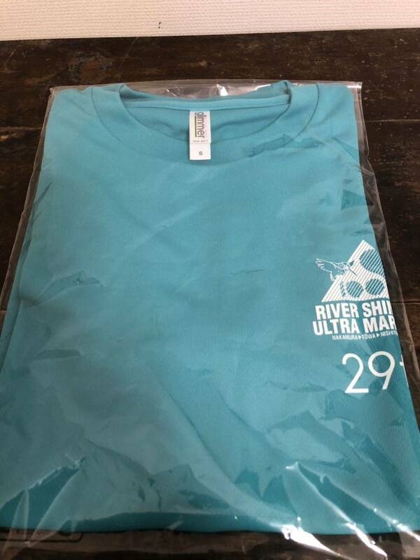■T-1■2023年四万十川ウルトラマラソン 大会記念Tシャツ 参加賞 ランニング トレーニング ジョギング メンズSサイズ ランナー ダイエット
