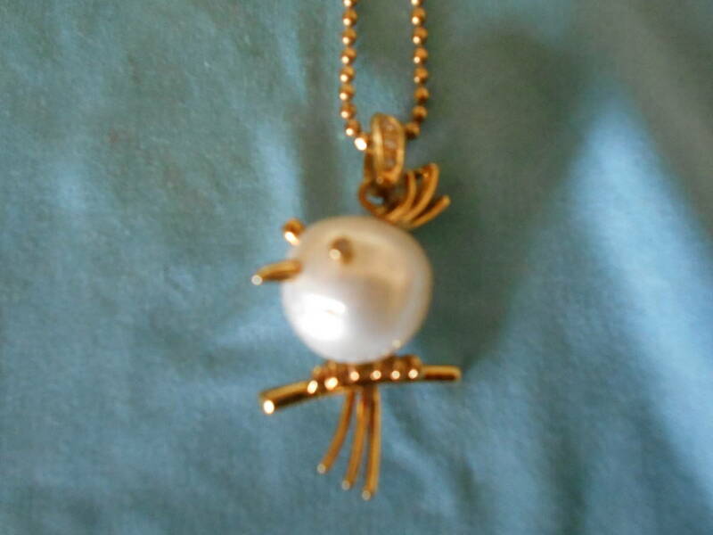 美品　k18 パール　ネックレス　鳥　バード　メレダイヤモンド付き 幸運の鳥 真珠