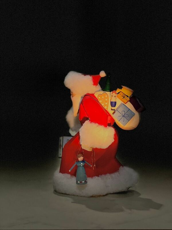 ドイツ 伝統工芸品 木製 サンタクロース サンタ　クリスマス　雪だるま　プレゼント　オブジェ オーナメント　ツリー　装飾 置物 店舗什器