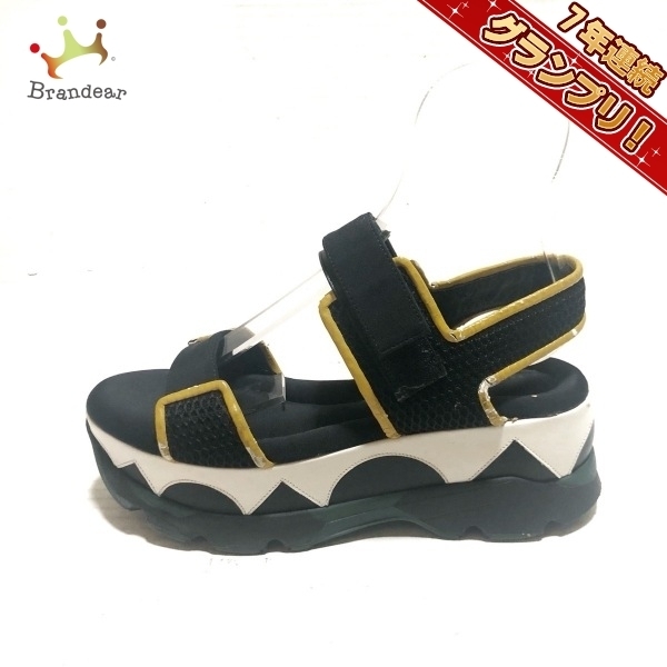 マルニ MARNI サンダル 38 - 化学繊維×エナメル（合皮） 黒×ダークイエロー レディース プラットフォーム 靴