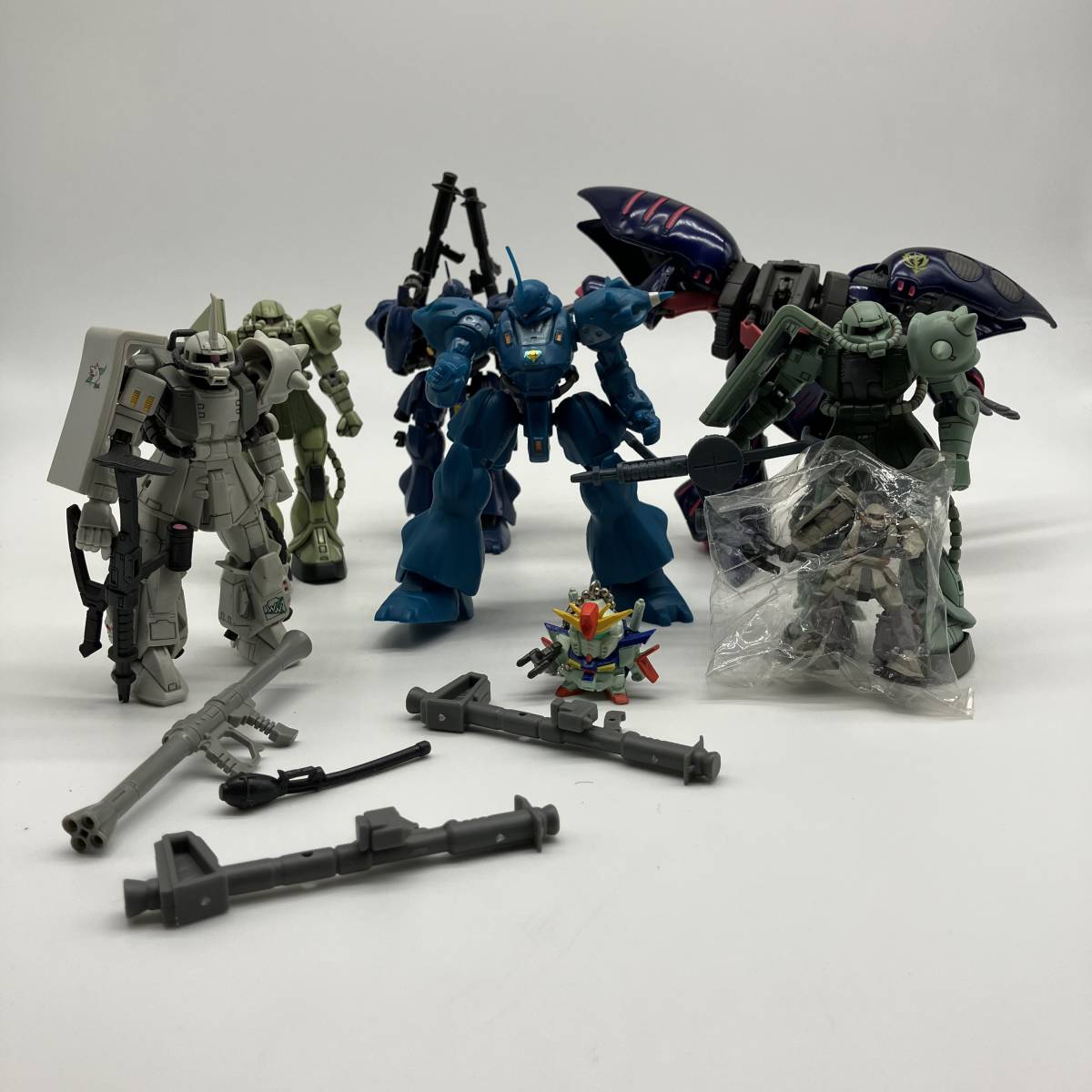 ガンダム★ザク★ケンプファー★キュベレイ(頭なし)★ミニフィギュア★武器パーツ