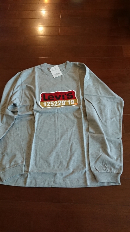 リーバイス 長袖Tシャツ サイズL 新品タグ付き 定価2900円 