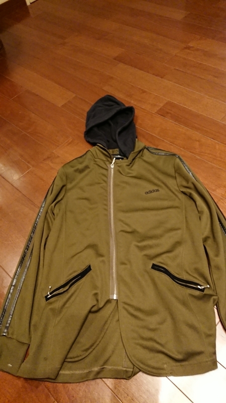 アディダス adidas パーカー カーキグリーン サイズL 中古美品