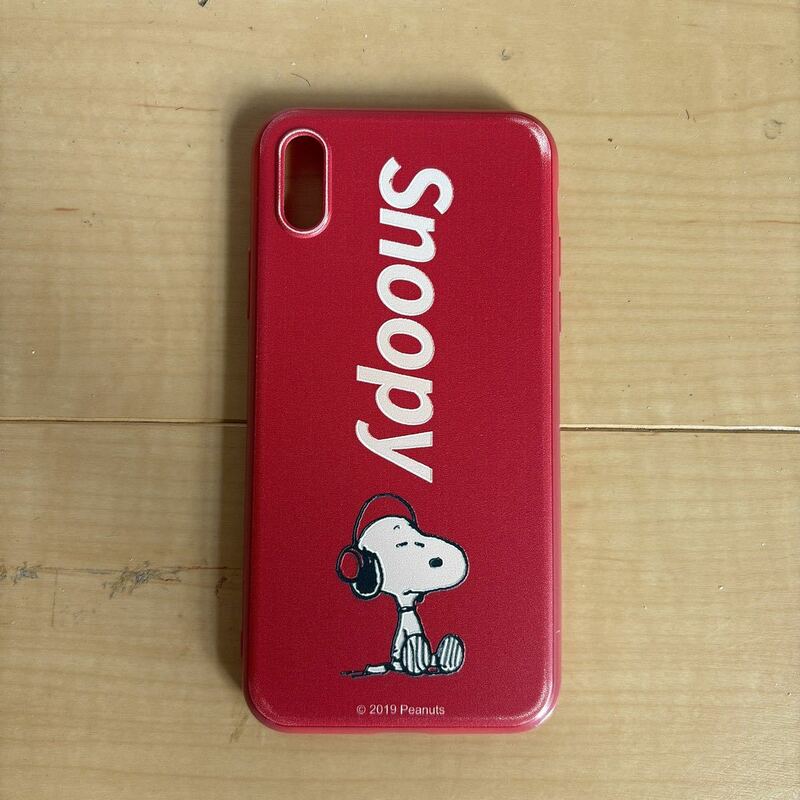 スヌーピー　iPhoneケースX XS 赤　SNOOPY