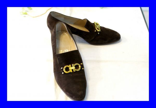 ○中古 サルヴァトーレ・フェラガモ Salvatore Ferragamo ガンチーニ スエード パンプス 5 1/2D ブラウン X0045