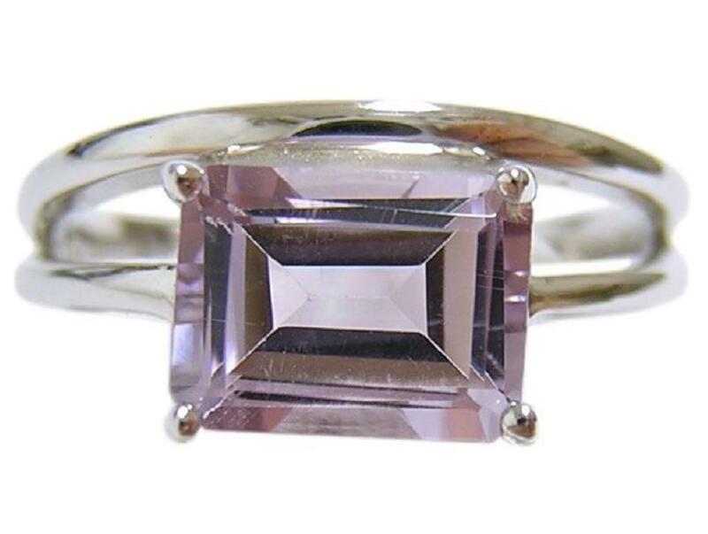 『天然アメジスト』 デザインリング　指輪　オクタゴンカット　紫水晶