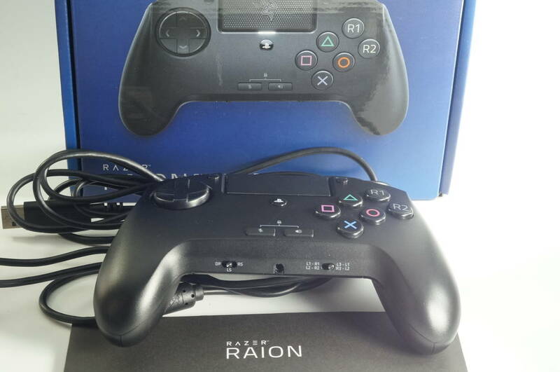 希少機種 美品 Razer Raion Fightpad for PS4 コントローラー 格闘ゲーム用 アケコンデザイン PS4 PS5 PC対応 レイザー