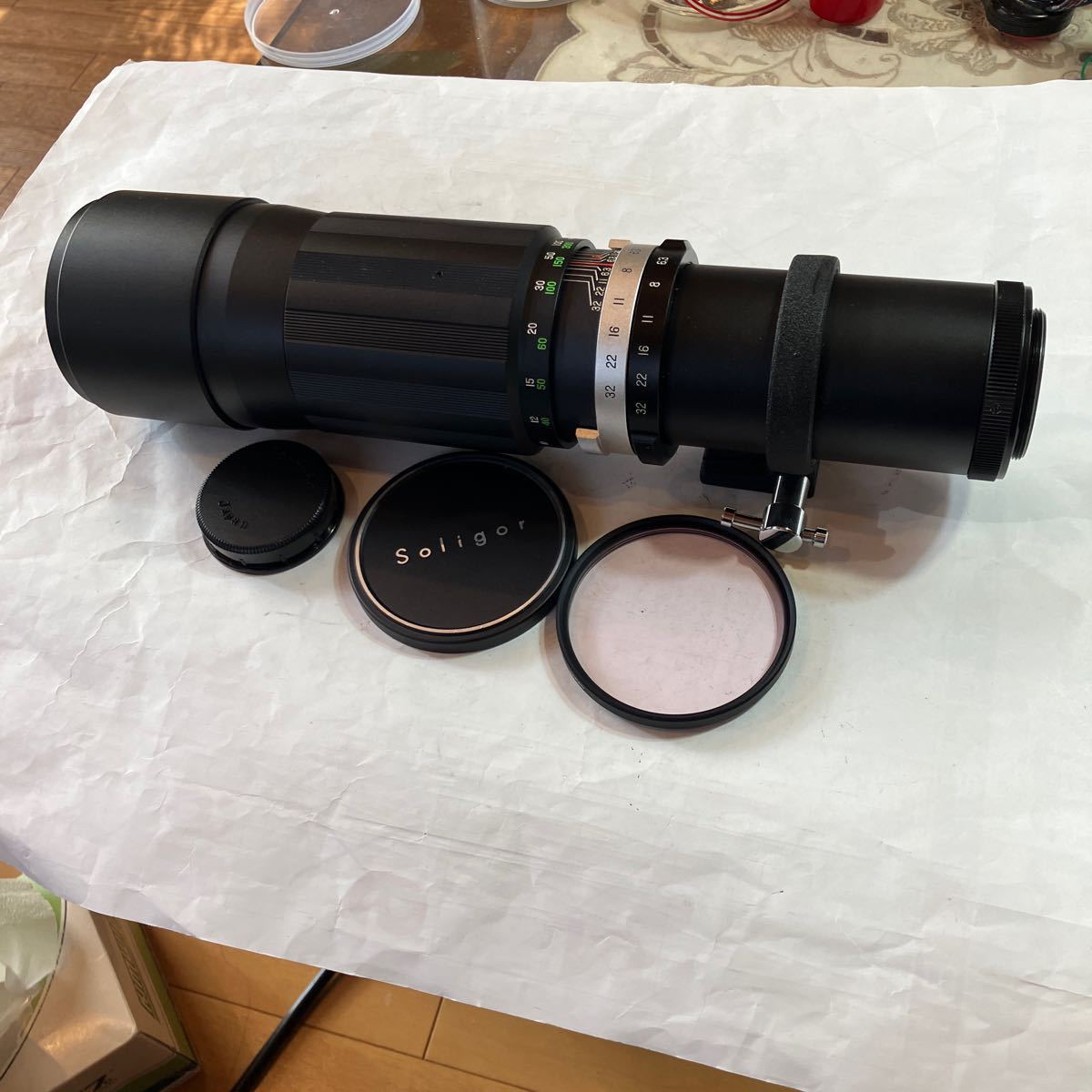 M42マウント　SOLIGOR 400mm /F6.3 美品　外観、レンズとも美品　ヘリコイドOK、絞りOK、純正レンズキャップ付き