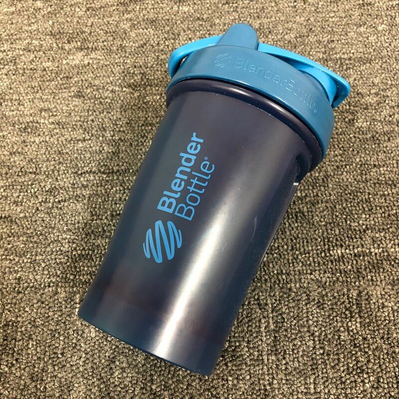 即決 BlenderBottle シェイカー 20oz