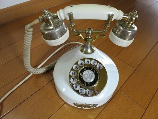美品・アンティーク電話機　シモール　NA500-A2-W　ホワイト　配線一式