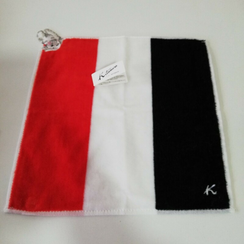 Kitamura キタムラ トリコロールカラー トイプードル刺繍 ハンドタオル 25cm×25cm タグ付き未使用品