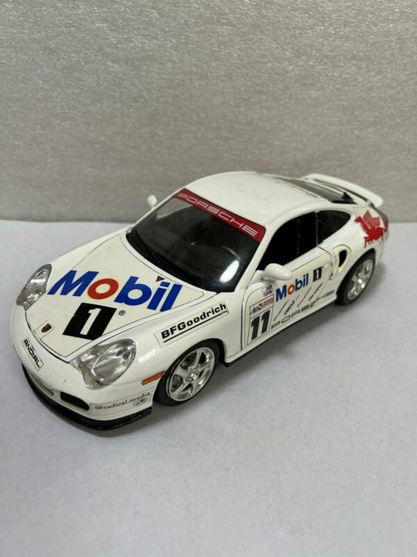 激レア絶版希少！burago／ブラーゴ！1999 PORSCHE 996 turbo！1/18スケール！ダイキャストミニカー！当時物！