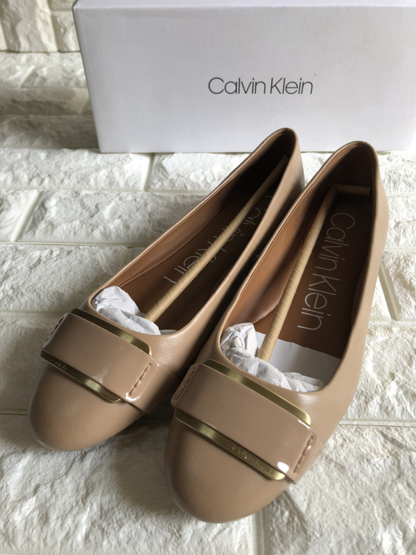 Calvin Klein　カルバンクライン　レディース　PATENT SMOOTH　/（US)9M　24.5ｃｍ