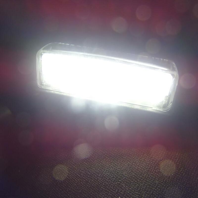 激白光 ! 交換式 ! LED ナンバー灯 ライセンス ランプ ティアナ L33 XE XL XV ナビAVMパッケージ