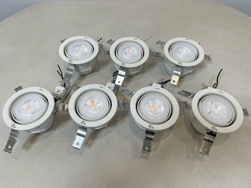 【大阪】Panasonic パナソニック LED照明器具 7個 ダウンライト/天井埋込型/LGD9400/2022年製/通電済/モデルルーム設置品【RN1112-5】